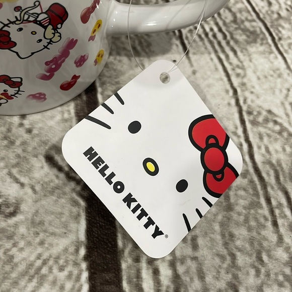 Sanrio Hello Kitty Mug - Picture 2 of 6
